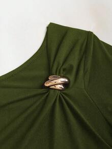 Sweetra 复古美式设计不对称肩部 T 恤，修身时尚女式秋季 T 恤 - 墨綠色 - 查看 6