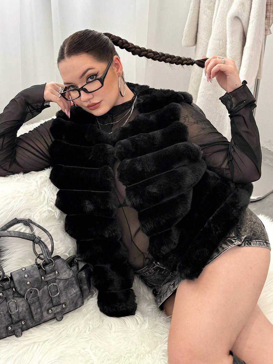 SHEIN EZwear Áo khoác lông không tay hở trước màu trơn cỡ lớn cho nữ - màu đen - Xem 1