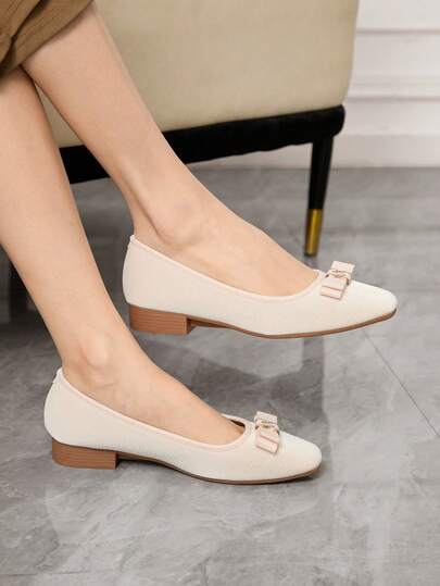 Sleekvia Women's Elegant Commuter Chic Aesthetic Fashion Black & Apricot Color Block Square Toe Chunky Heel Pumps, Versatile Spring Outfit