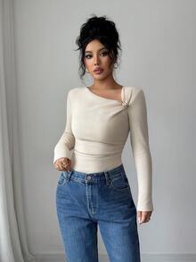 SHEIN Elenzya 秋冬新款纯色抓绒罗纹斜领褶饰金属纽扣装饰长袖T恤，女士修身休闲上衣，时尚优雅，适合秋冬休闲/办公室通勤 - 杏色 - 查看 5