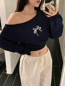 DAZY 女士春秋长袖休闲不对称肩部蝴蝶印花运动衫、长袖上衣、秋季女装 - 藏蓝色 - 查看 5