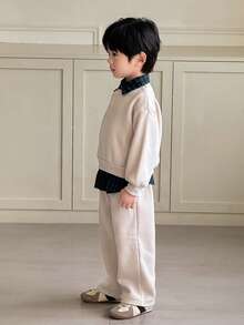 SHEIN Bộ áo hoodie và quần nỉ kẻ sọc chắp vá thường ngày cho bé trai - Màu be - Xem 6