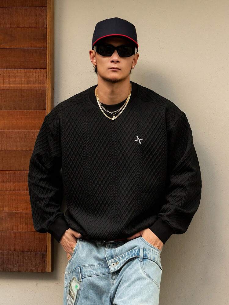 Autumn Pattern Embroidered Textured Fabric Suitable Crew Neck Men Pullover Sweatshirt