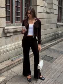 SHEIN Unity Bộ 2 món áo nỉ và quần nhung màu cà phê đậm phong cách American Baddie cổ điển, dành cho nữ, Thu/Đông - Màu Đỏ Sâu - Xem 7