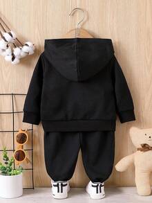 2pcs/Set Baby Boy Casual Simplistic Loose Cartoon Bear Pattern Knit Soft Hoodie And Sweatpants Outfit, Suitable For Fall/Winter