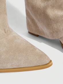 CUCCOO SZL Women's Pointed Toe Chunky Heel Suede Western Boots, Slim Fit Tall Boots For Christmas