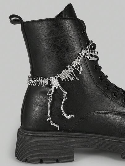 Goth 2 pièces Style gothique punk Décoration de chaussure à rivets sombres et chaîne d'épines DIY, ajoute une ambiance mystérieuse à vos chaussures, convient aux femmes et aux hommes - Compact, délicat, article de mode multifonctionnel, décoration de chaussures d'Halloween pour créer l'ambiance