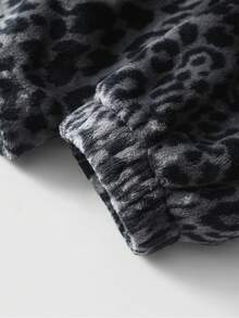 ROMWE MEN Street Life Unisex Leopard Print & English Text Graphic Patchwork Thermal Lined Long Sleeve Jacket, Autumn/Winter - Black - View 7