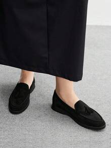 CUCCOO BIZCHIC 女士时尚黑色绒面流苏舒适休闲乐福鞋，适合通勤、户外、旅行、购物、工作、日常穿着 - 黑色 - 查看 4