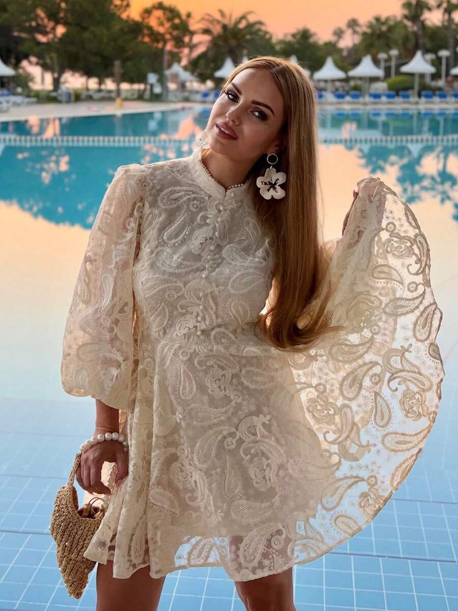 FLORETTA ÉLENA 女式秋季立领灯笼袖透视收腰花卉刺绣优雅连衣裙 - 杏色 - 查看 1