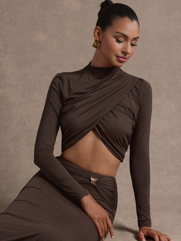 L'Amorae Damen einfarbiges Top mit Stehkragen, Langarm, Kreuzgurte und Raffung, sexy Crop Top