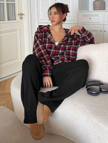 DAZY Ensemble pyjama femme avec Top à capuche ample à carreaux et pantalon ample de couleur unie, pour l'automne et l'hiver - Rouge - Voir 4