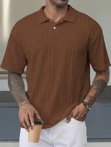 Manfinity Homme 男士休闲纯色纹理短袖 Polo 衫，夏季男士针织衫，棕色 T 恤，锈红色男士衬衫，咖啡色男士衬衫，男士棕色衬衫 - 咖啡棕 - 查看 3
