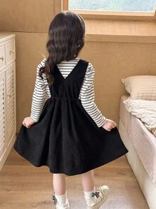 SHEIN 2pcs/Set Young Girls' Casual Black & White Striped Round Neck Puff Sleeve T-Shirt And Dress Set - Black and White - View 2