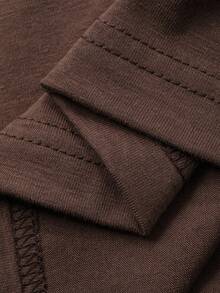 DAZY 男士刺绣拼布撞色字母印花插肩袖 T 恤，秋季 - 棕色 - 查看 8