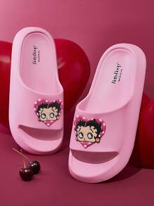 Betty Boop x SHEIN 时尚可爱女士波点心形粉色女士拖鞋，防滑速干，轻便耐用EVA材质，适合居家、浴室、游乐场、游泳池、海滩等室内外穿着，是送礼佳品，也适合派对、节日、情人节等场合。 - 淺粉色 - 查看 8