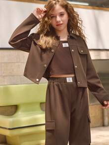 3 pièces/Set Veste style britannique décontracté pour filles, Débardeur de couleur unie et Pantalon cargo. Tenue adaptée pour les vacances ou les voyages en automne/hiver