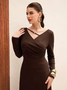 Modelyn Vestido elegante de manga larga ajustado con escote en V y calado, de moda y elegante, para otoño/invierno - Marrón - Ver 7