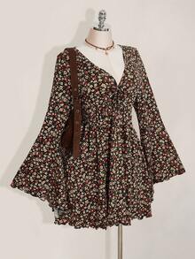 SHEIN ICON 女式加大码修身喇叭袖花卉印花连衣裙，秋季花卉连衣裙，返校装，秋季连衣裙 - 彩色 - 查看 3