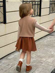 Young Girls Cute Khaki Sleeveless Vest Paired With Khaki Long Sleeve Comfortable Top, Pleated Skirt Autumn/Winter Fashion Set - Coffee Brown - View 2