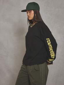 MUSERA Oversized Graphic Sleeve Long Sleeve Top T-Shirt Cool Girl, Streetstyle, Everyday, , Winter, Varsity, 1997  Holiday Vacation Graphic Tees