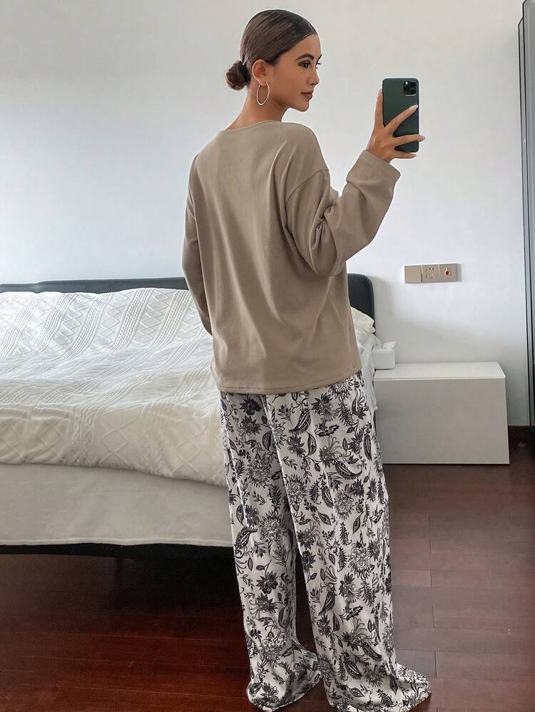 Women's Fleece Solid Top And Patterned Pajama Pants Clothes Set, Autumn/Winter