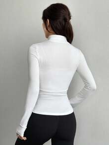 DAZY Women's Solid Color Sports Running Yoga Fitted Raglan Sleeve Jacket - White - View 2
