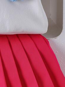 SHEIN 2pcs Baby Girls Summer Outfit: Embroidered Knit Shirt + Solid Color Pleated Skirt