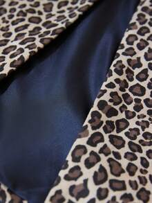 Aveloria Modichic 豹纹空气层随机印花翻领系带长款风衣，时尚百搭欧美风 - 彩色 - 查看 7