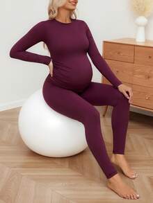 GentleRue Maternity 2pcs Maternity Activewear Set (Solid Color Long Sleeve Top And Leggings) - Purple - View 4