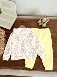 SHEIN 可爱田园兔子和花卉印花、郁金香蝴蝶结印花女婴休闲连帽衫和裤子套装，适合秋冬季、户外野餐、街头风格、家居 - 彩色 - 查看 3