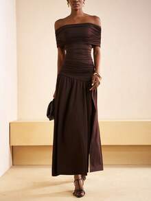 Zivah Lễ hội âm nhạc mới mùa thu 2025 Phong cách du mục phương Tây Tiệc sinh nhật Tốt nghiệp Sinh viên đại học Hàng ngày Thường ngày Kỳ nghỉ Du ngoạn Bãi biển Tắm nắng Trang phục đường phố Lan truyền Trang phục Halloween Khách dự tiệc cưới Phong cách Boho Đi làm Bữa trưa Thường ngày Công sở Tiệc sân bay Ngày lễ Váy Maxi thanh lịch với thiết kế bèo nhún trễ vai và xẻ phía trước - màu nâu - Xem 1