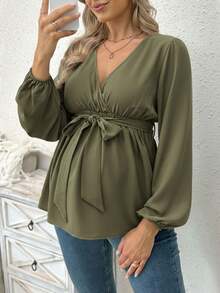 SHEIN قميص أنيق بأكمام فانوس وياقة على شكل V مع حزام للحوامل بلون واحد