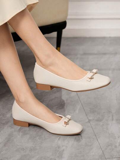 Sleekvia Women's Elegant Commuting Stylish Black & Beige Color Block Square Toe Chunky Heel Pumps, Versatile Spring Outfit