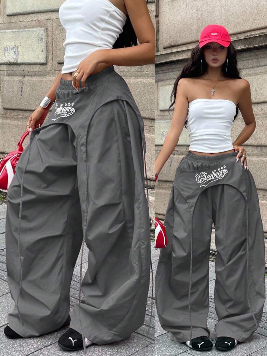 Coolane 女士夏季街头休闲装，外出休闲装，采用独特的带子细节和机织面料，红色长裤 - 灰色 - 查看 1