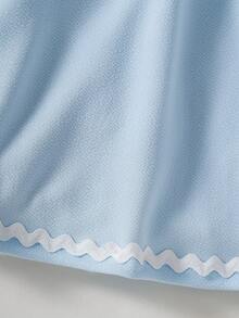 Elladie kids 年轻女孩优雅的白色连衣裙，配有大蝴蝶结和波浪丝带饰边 - 淺藍色 - 查看 4