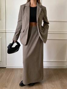 Bộ vest công sở thanh lịch dành cho nữ, gồm áo khoác blazer nâu rộng rãi và chân váy thẳng, phù hợp khi đi làm vào mùa thu đông - Màu Khaki - Xem 1