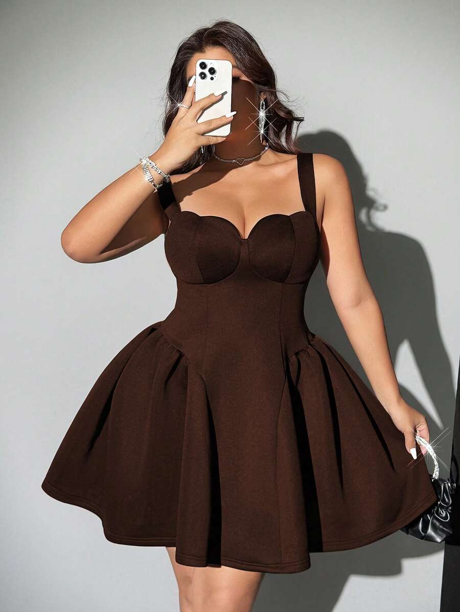 Viva Relle 大码女式心形胸围吊带纯色优雅连衣裙 - 棕色 - 查看 1