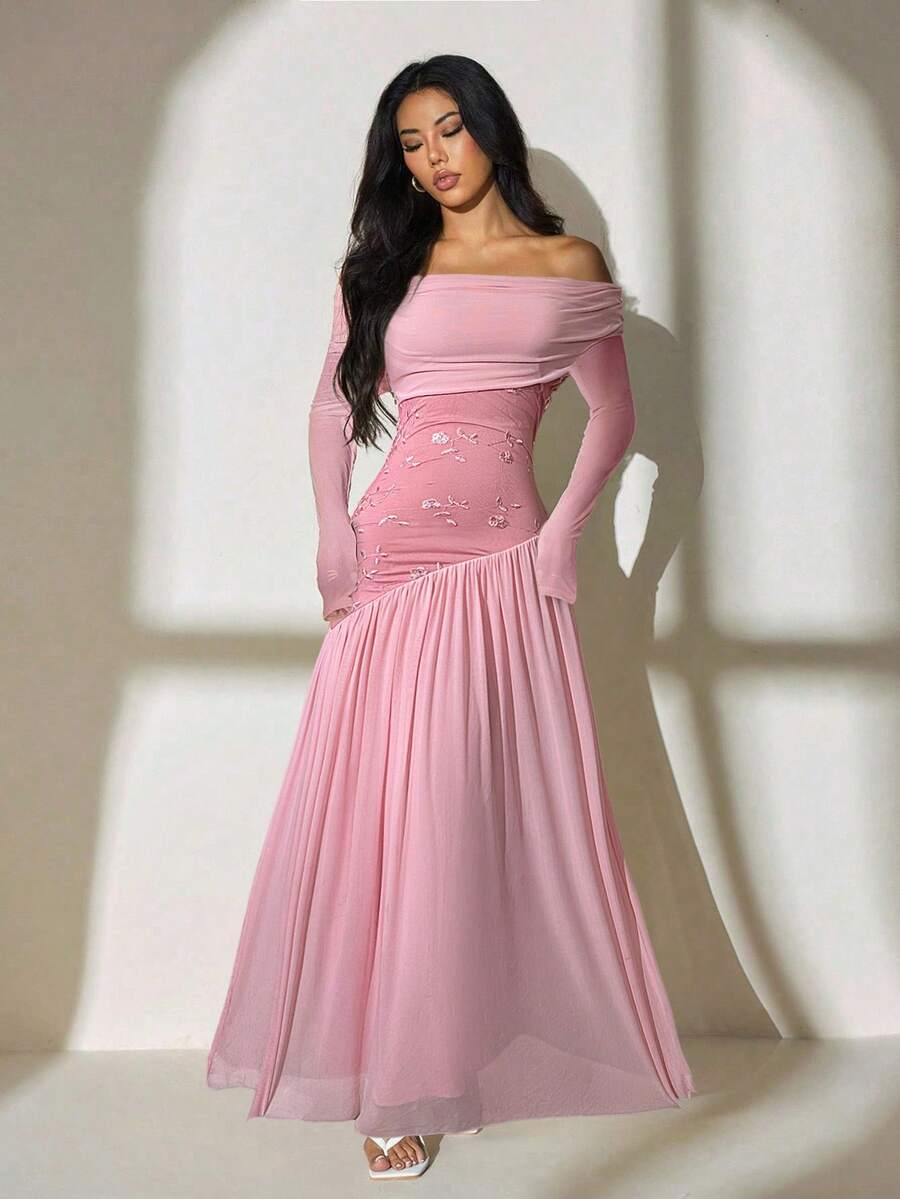 SHEIN PETITE 新款一字肩长袖撞色网纱刺绣不对称下摆拼接超长高弹修身连衣裙优雅浪漫 - 粉色 - 查看 1