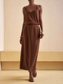 Zivah 2025 Nouvel ensemble deux pièces élégant d'été et d'automne avec décoration métallique ample pour débardeur + jupe trapèze taille haute. Convient pour les vacances, les sorties, les rendez-vous, les voyages en avion, le quotidien, les dates, la remise des diplômes, la rentrée, le style bohème, l'élégance