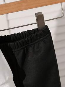 SHEIN 2 件套婴幼儿男童休闲韩版圆领白色卫衣、连帽无袖卫衣和灰色裤子，适合日常穿着、外出和上学，春秋季 - 黑色 - 查看 6