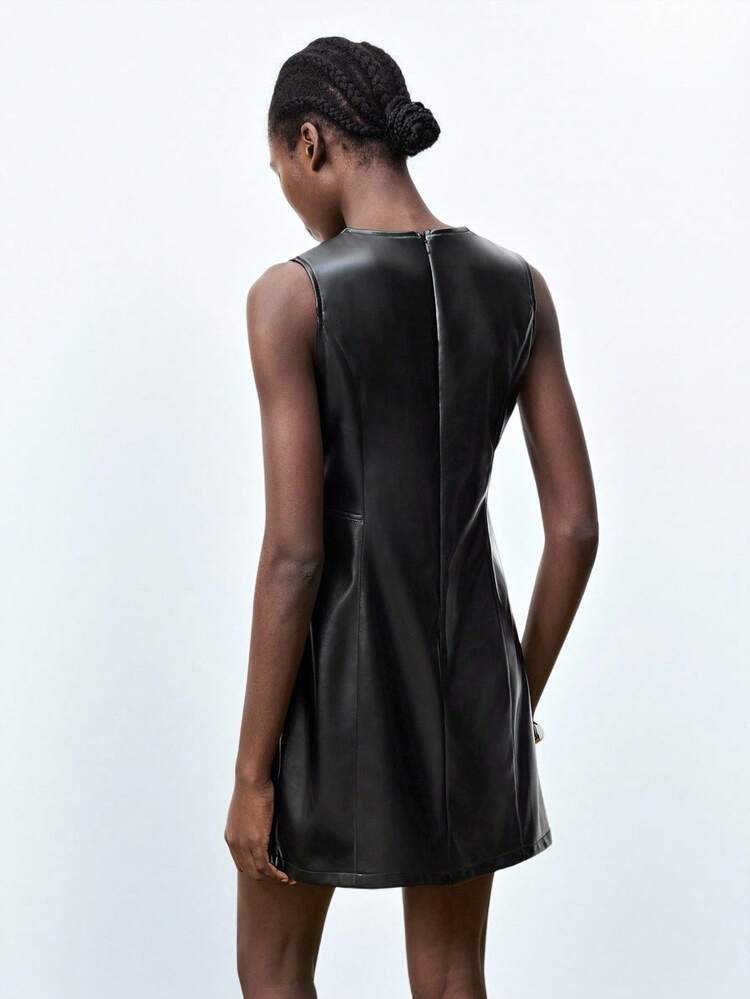 SHEIN Maija 2025PU Women Solid Color Sleeveless Round Neck Mini Dress Faux Leather Dress Leather Dress For Women Mod Dress Sleeveless Faux Leather Dress,PU Dress,Modern Urban, Street-Style Cool Women's Mini Dress, Nightmare Before Christmas , Halloween Cosplay, New Year Outfit,Black Dress