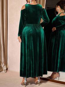 Cravure Plus Size Women Velvet Sweetheart Neck Long Sleeve Dress, Fashionable For Commuting - Dark Green - View 2
