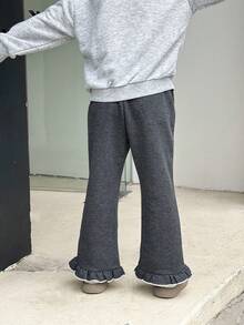 SHEIN 年轻女孩休闲心形刺绣荷叶边下摆喇叭裤