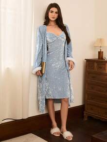 Moireta 女士优雅法式扭结睡裙和奢华流苏天鹅绒舒适睡衣套装，天鹅绒睡裙睡袍女士套装，冬季服装 - 藍色 - 查看 5