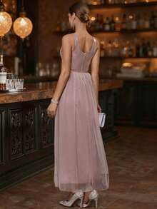 EMERY ROSE Váy lưới không tay cổ chữ V cho nữ - Hồng - Xem 2