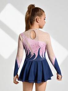 SHEIN 青少年女孩花样滑冰裙，优雅闪亮水钻比赛和训练服，舒适合身网眼裙，粉色和蓝色印花设计，长袖弹力雪纺裙，防走光，适合校园、比赛、花样滑冰 - 粉色 - 查看 2