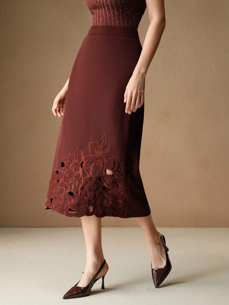女性用エレガントな刺繍入りブラウンスカート、スタイリッシュなデザイン、外出に適しています