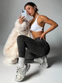 Slayform 1 Quần legging lửng họa tiết da báo gợi cảm liền mạch có độ co giãn cao dành cho nữ, cạp chéo, cạp chun, chạy bộ, tập thể dục, yoga, thể thao - Nhiều màu - Xem 2