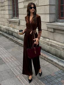 SHEIN Unity 时尚设计秋冬新款优雅系腰阔腿长袖修身纯色天鹅绒连体裤 - 棕色 - 查看 8